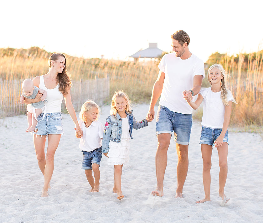 Moss Bay Circle family moment